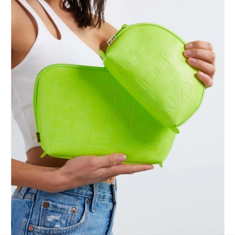 ๐ SOLD๐ BEIS Cosmetic Bag Citron Green-SOLD - Picture 1 of 9
